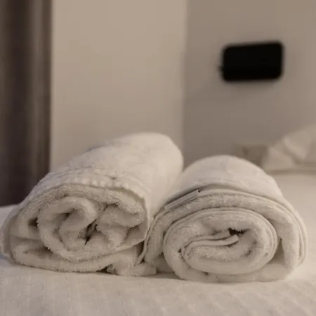 Piso De Diseno Con Vistas A La Ria. *