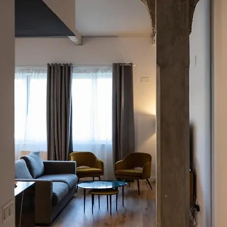 Piso De Diseno Con Vistas A La Ria. Apartment *