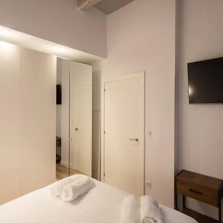 Piso De Diseno Con Vistas A La Ria. בילבאו